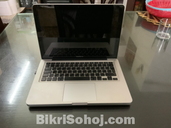 Mac book pro 13 inch core i5